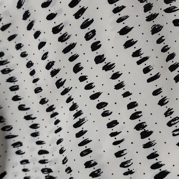 K.C studio blouse - Picture 4 of 4